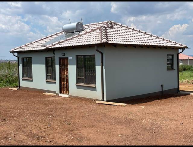 2 BEDROOM HOUSE FOR SALE IN WINDMILL PARK